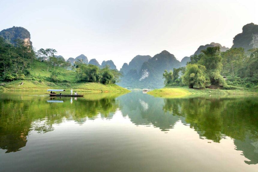 Hidden Gems: 9 Unforgettable Destinations to Explore in Vietnam