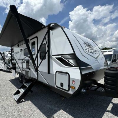 Top 10 RV Travel Trailers for Families in 2025